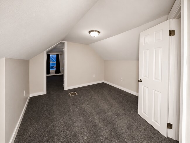 Building Photo - 12502 Forest Ave