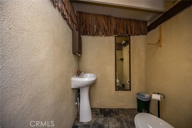 Building Photo - 2281 Orchard Dr