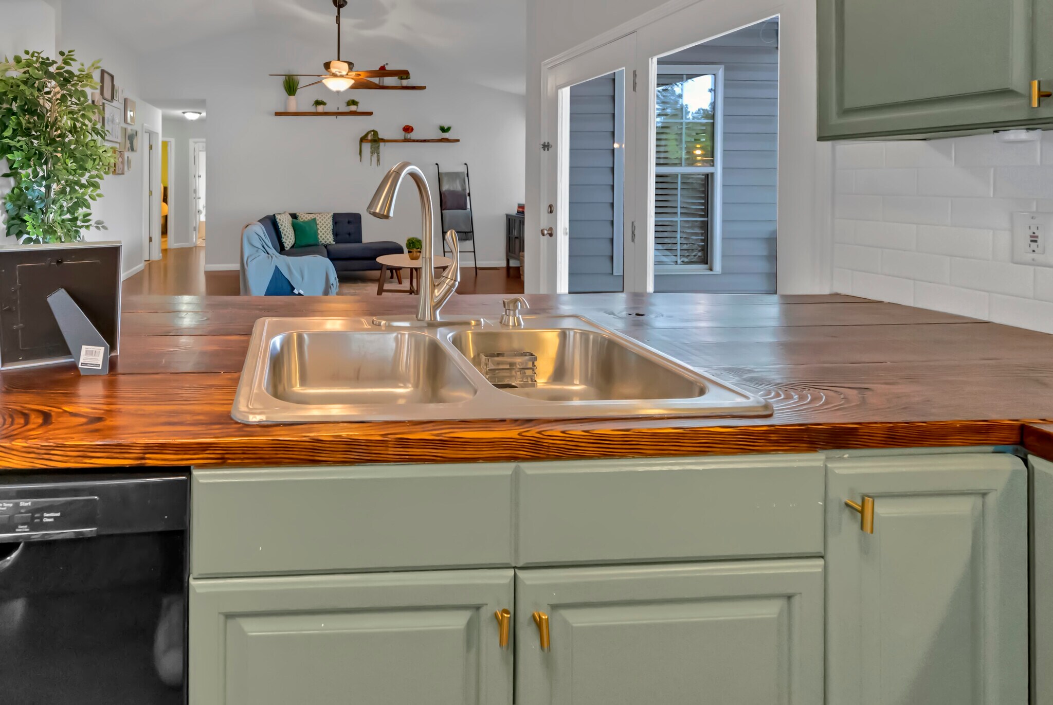 Building Photo - 345 Firebridge Dr