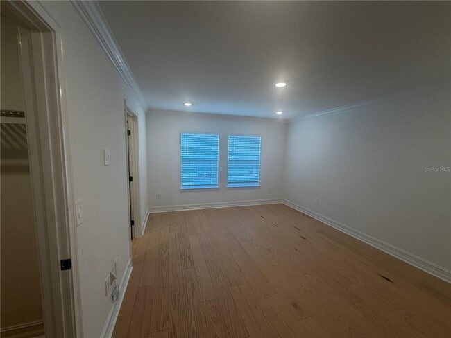 Building Photo - 1427 W Chestnut St