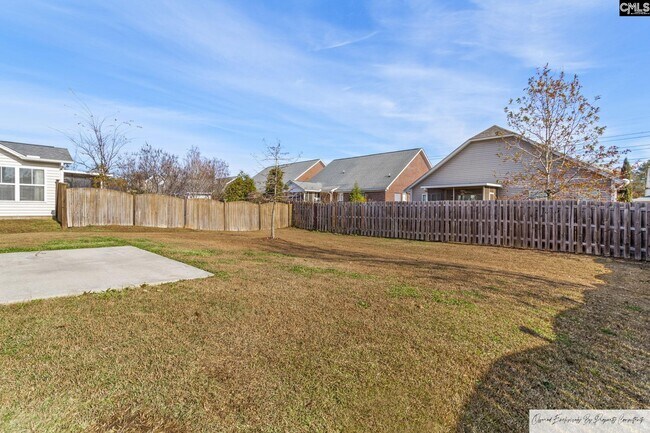 Building Photo - 825 Burnview Ln