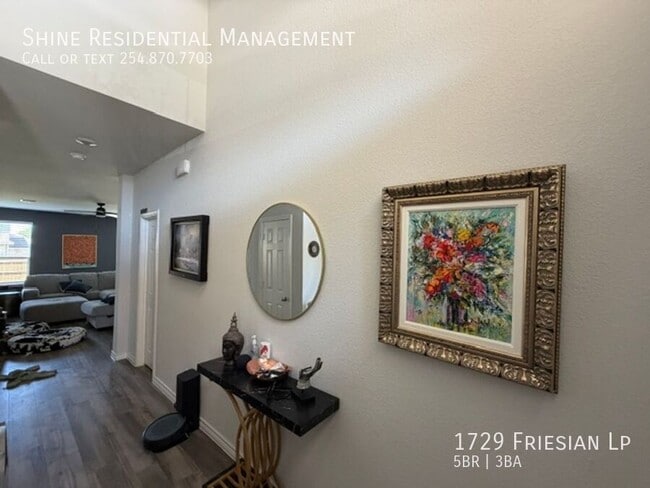 Building Photo - 1729 Friesian Lp