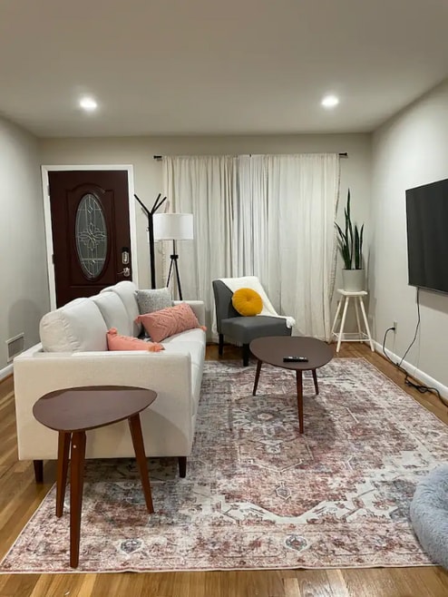 Building Photo - 134 Jasper Pl