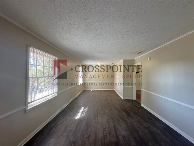 Building Photo - Tour Today! Newly Updated 3 Bedroom 2 Bath...