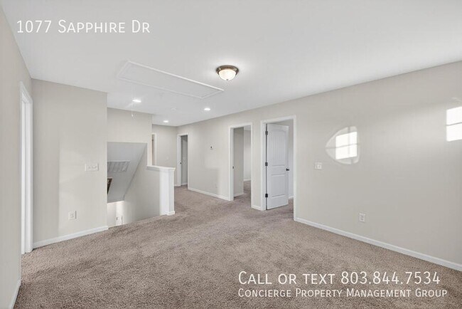 Building Photo - 1077 Sapphire Dr