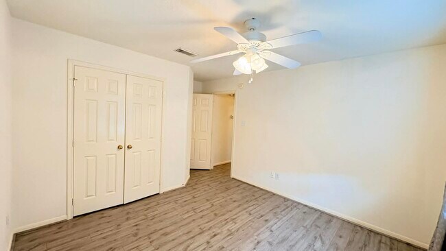 Building Photo - 12918 Stratford Mill Ln