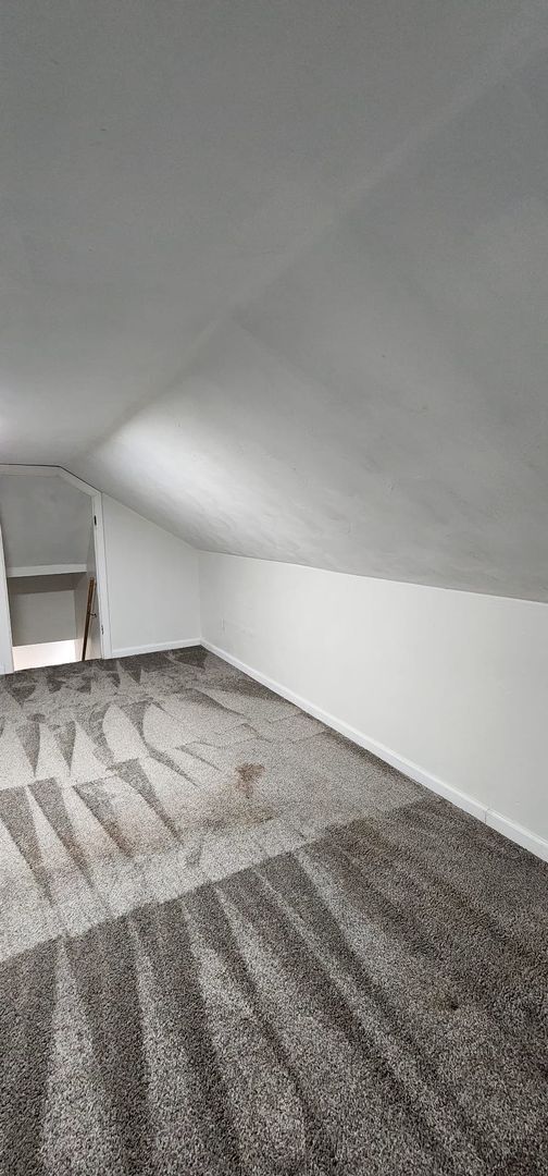 Building Photo - Newly Renovated 3-Bedroom Apartment in Pen...