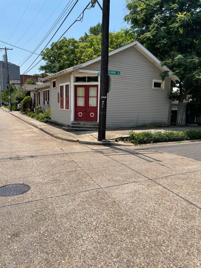 Building Photo - 500-502 S Pierce St