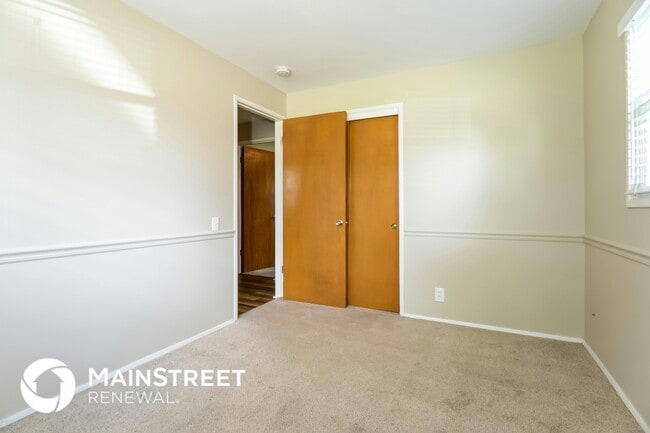Building Photo - 9712 Perch Dr