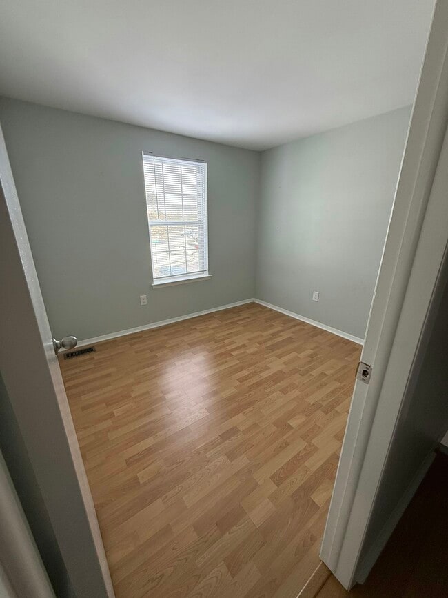 Building Photo - 6909 Harvard Ln