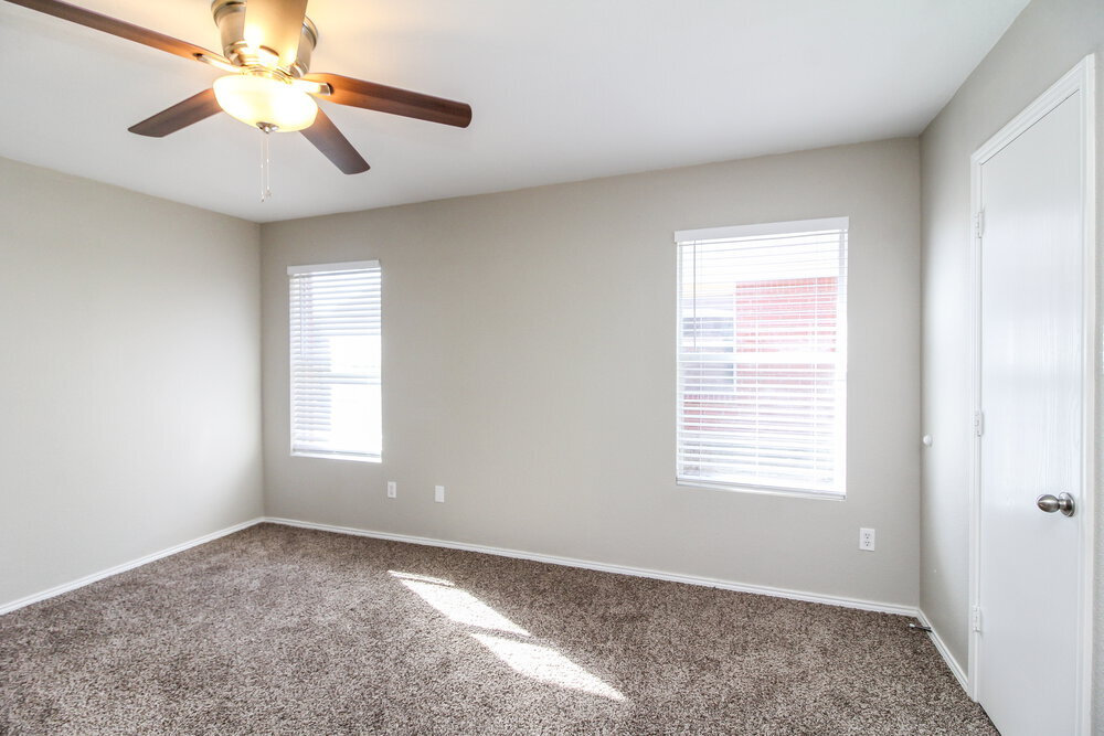 Building Photo - 1329 Castle Ridge Rd