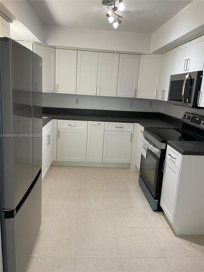 Building Photo - 3711 NW 95th Terrace