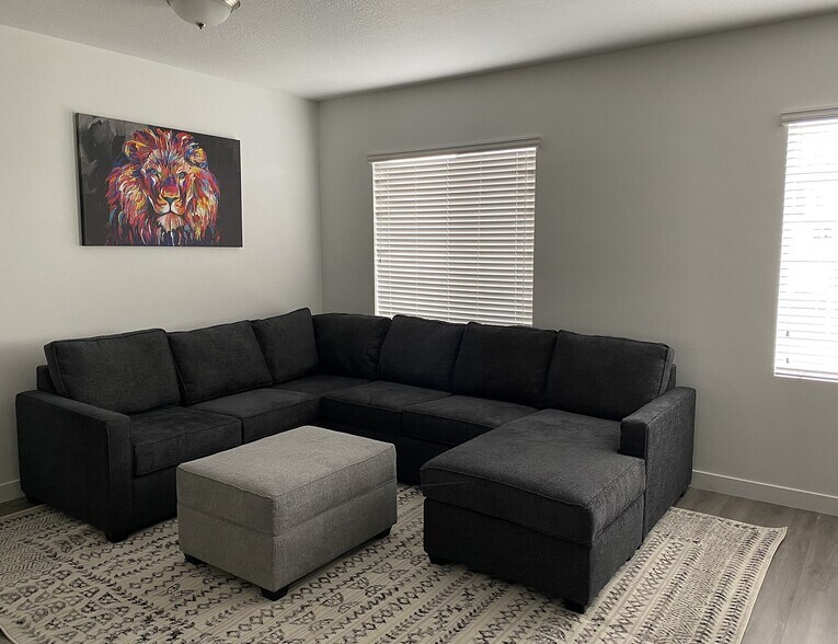 Building Photo - 1502 S 590 W