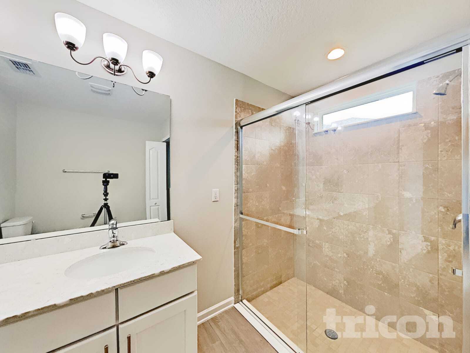 Building Photo - 606 Northside Dr S