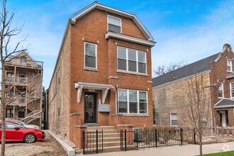 Building Photo - 1 bedroom in Chicago IL 60647