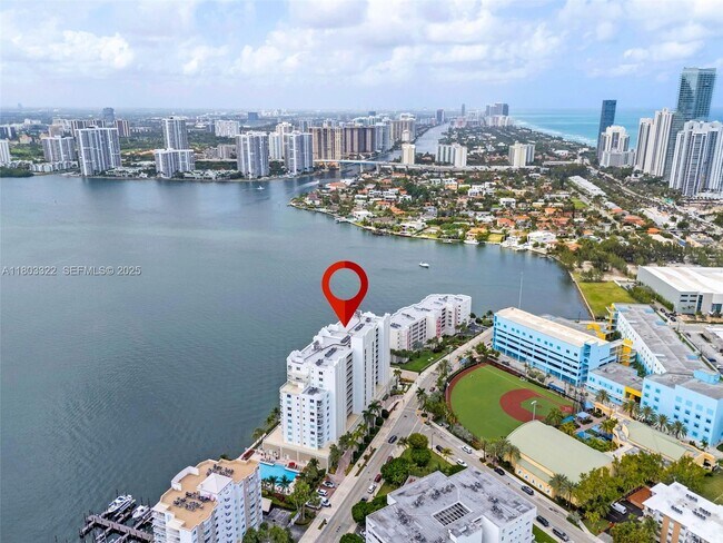 Building Photo - 18100 N Bay Rd