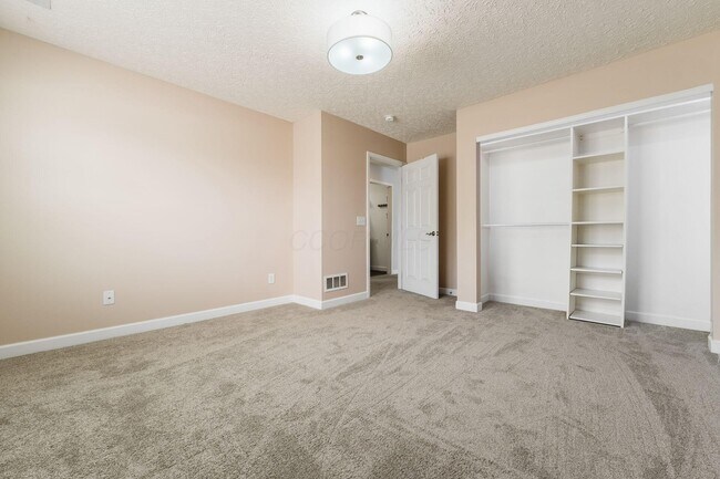 Building Photo - 5179 Mantua Dr