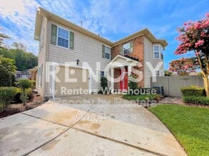 Building Photo - 3932 Cromwell Park Dr