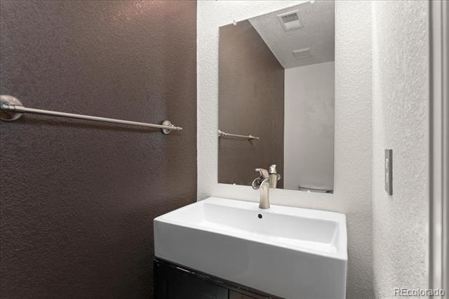 Building Photo - 9811 Marmot Ridge Cir