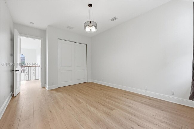 Building Photo - 9564 Exbury Ct
