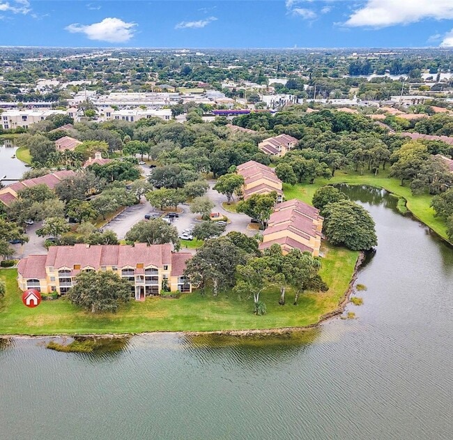 Building Photo - 2642 NW 33rd St