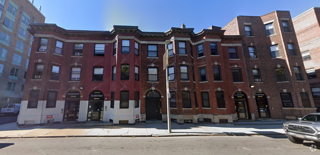 Building Photo - 64 Louis Prang St