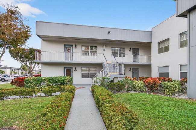 Building Photo - 292 Piedmont G