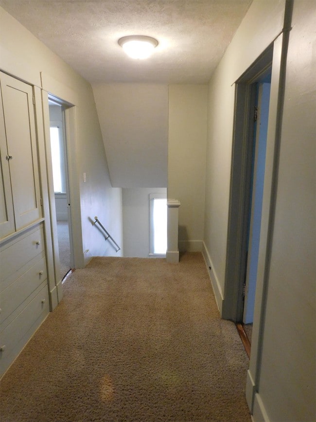 Building Photo - 540 S 9th St