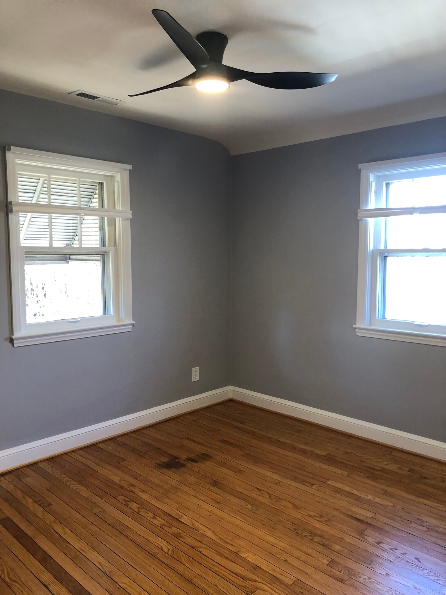 Back Bedroom - 5513 Ashbourne Rd