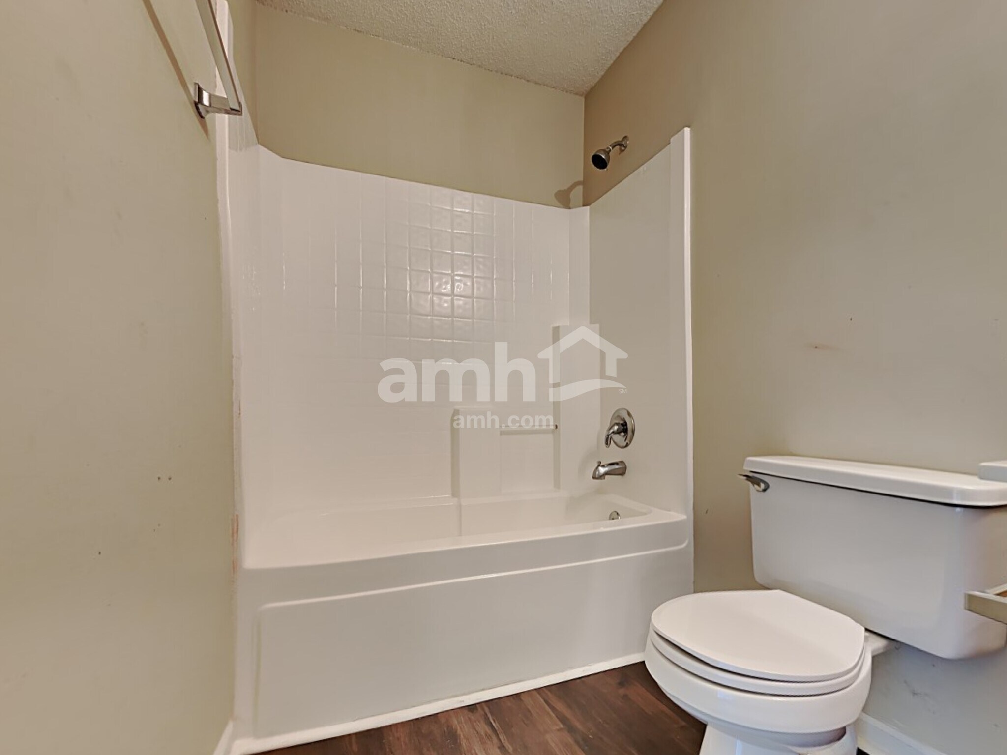 Building Photo - 537 Beverly Dr