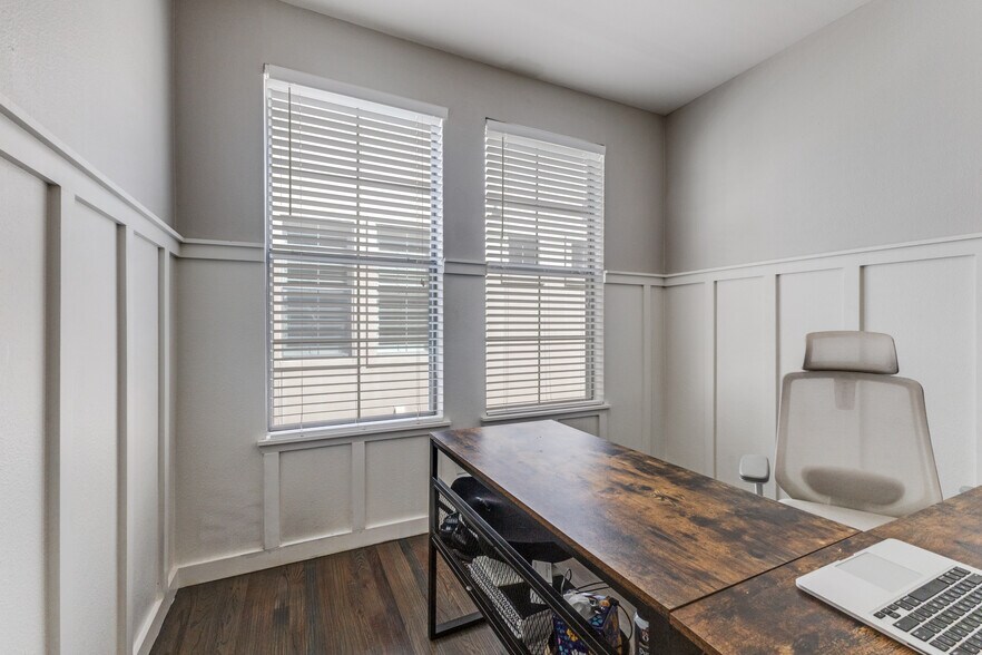 Building Photo - 2928 State St