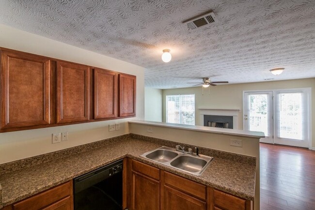 Building Photo - 3716 Harvest Dr