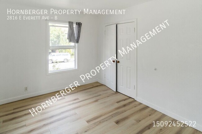 Building Photo - 2816 E Everett Ave