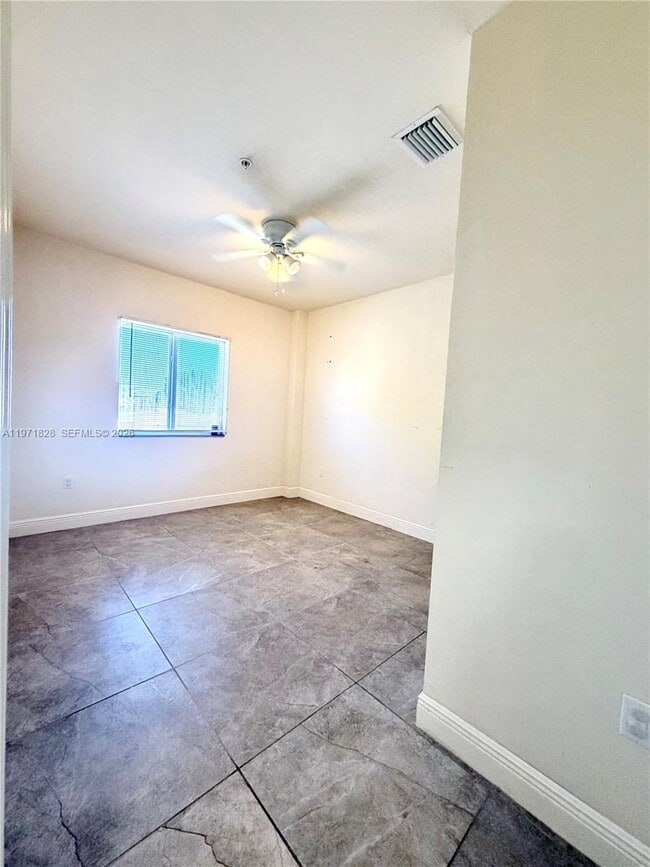 Building Photo - 1830 NW 1st St