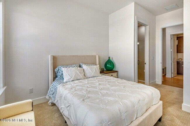 Building Photo - 279 Bismarck Palm Rd