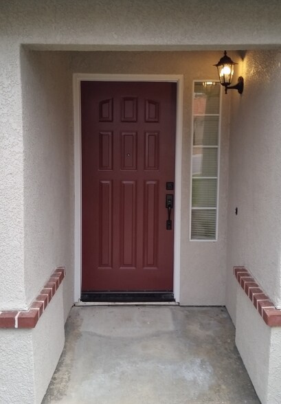 Building Photo - 5033 Charter Rd