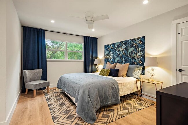 Building Photo - 1206 Hollow Creek Dr