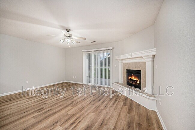 Building Photo - 5943 NW 90th Terrace