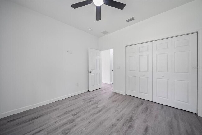 Building Photo - 3908 Garienda Ave