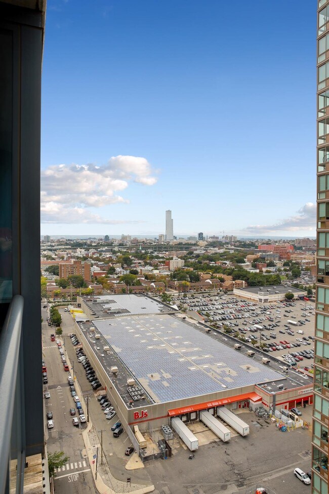 Building Photo - 389 Washington St