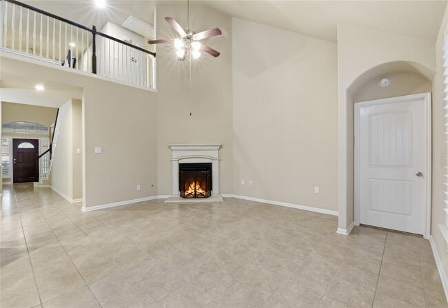 Building Photo - 114 Forest Elk Pl