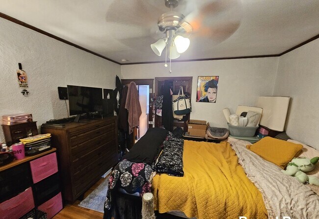 Building Photo - 58 Winship St