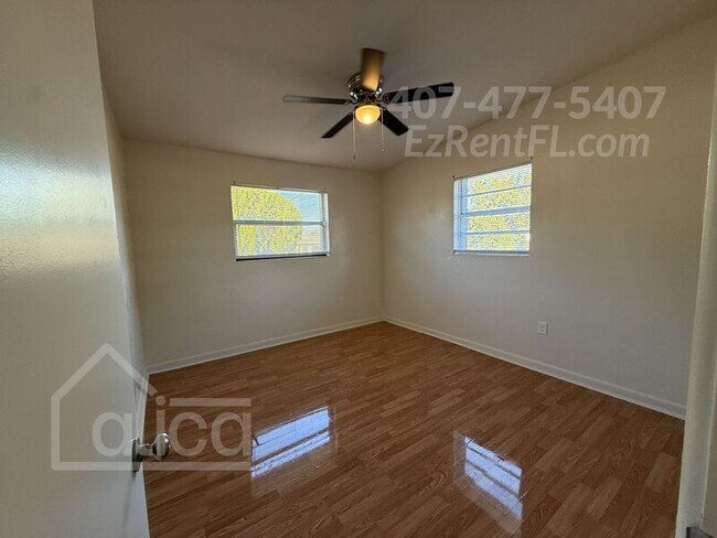 Building Photo - 6240 Bolling Dr