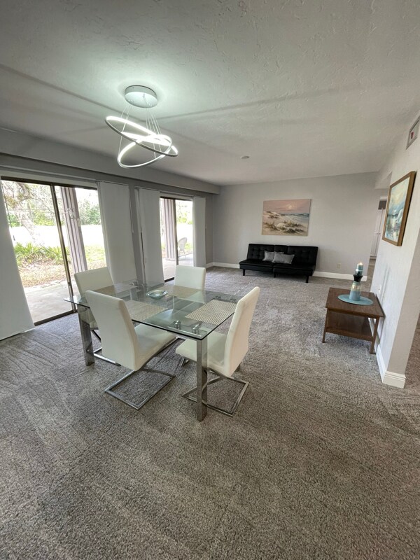 Building Photo - 5023 Sherwood Ln