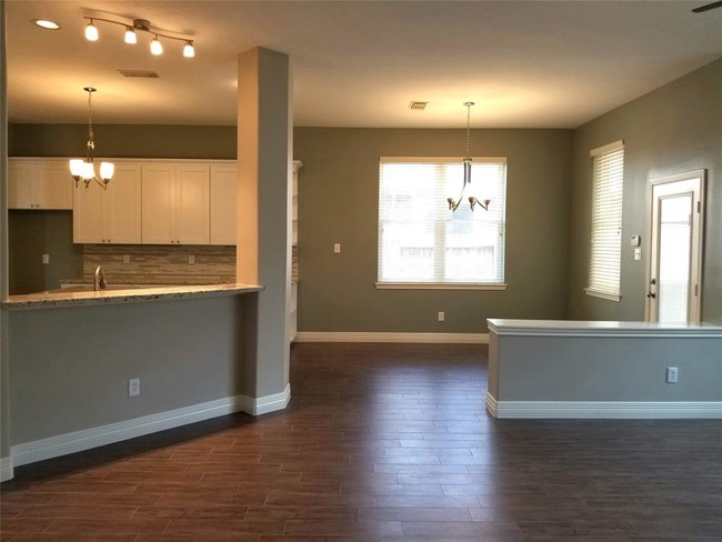 Building Photo - 6323 Sampras Ace Ct