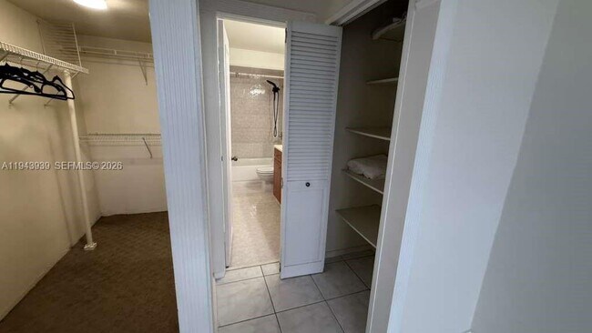 Building Photo - 16740 NE 9th Ave