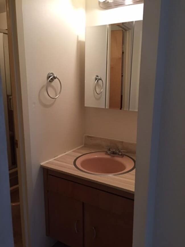 Building Photo - Secure One-Bedroom Condo Near CSU with Premium Community Amenities