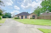 Building Photo - 5131 Landing Ct