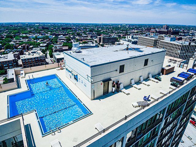 Building Photo - 2754 N Hampden Ct