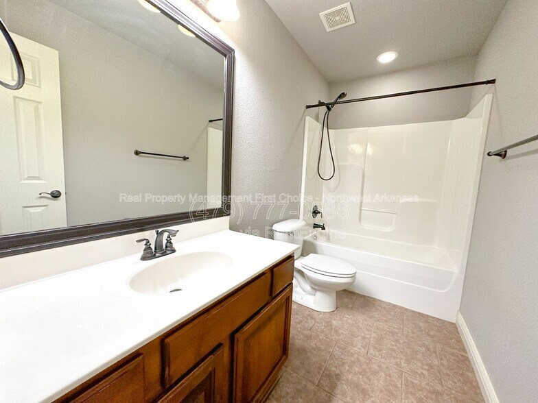 Building Photo - 4093 W Song Bird Pl